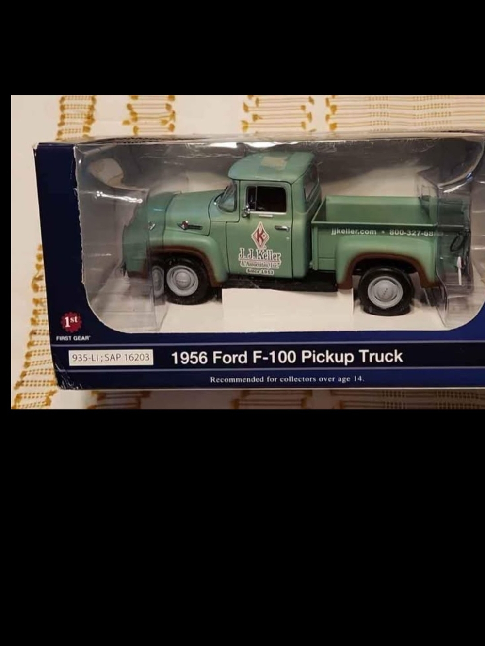 1956 Ford F-100 Pickup Truck - Green